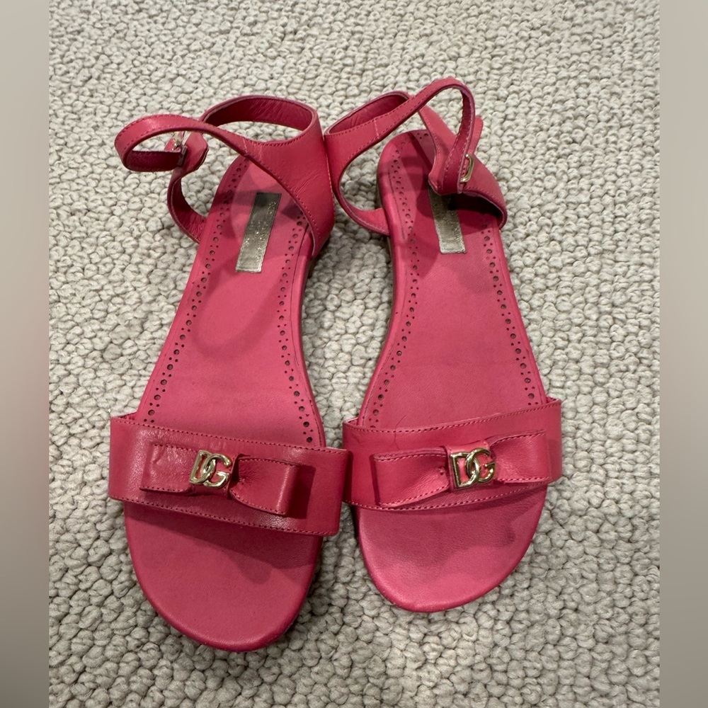 Dolce & Gabbana pink Sandals with Bow Accent